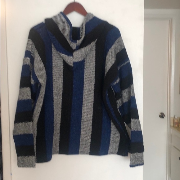 Cozy Knit pullover - Picture 2 of 2